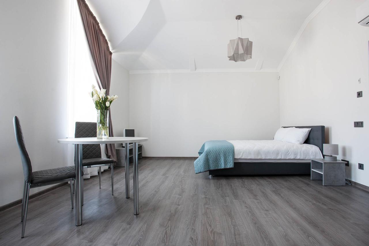 Aparthotel Sumskaya Apartments 키예프 외부 사진